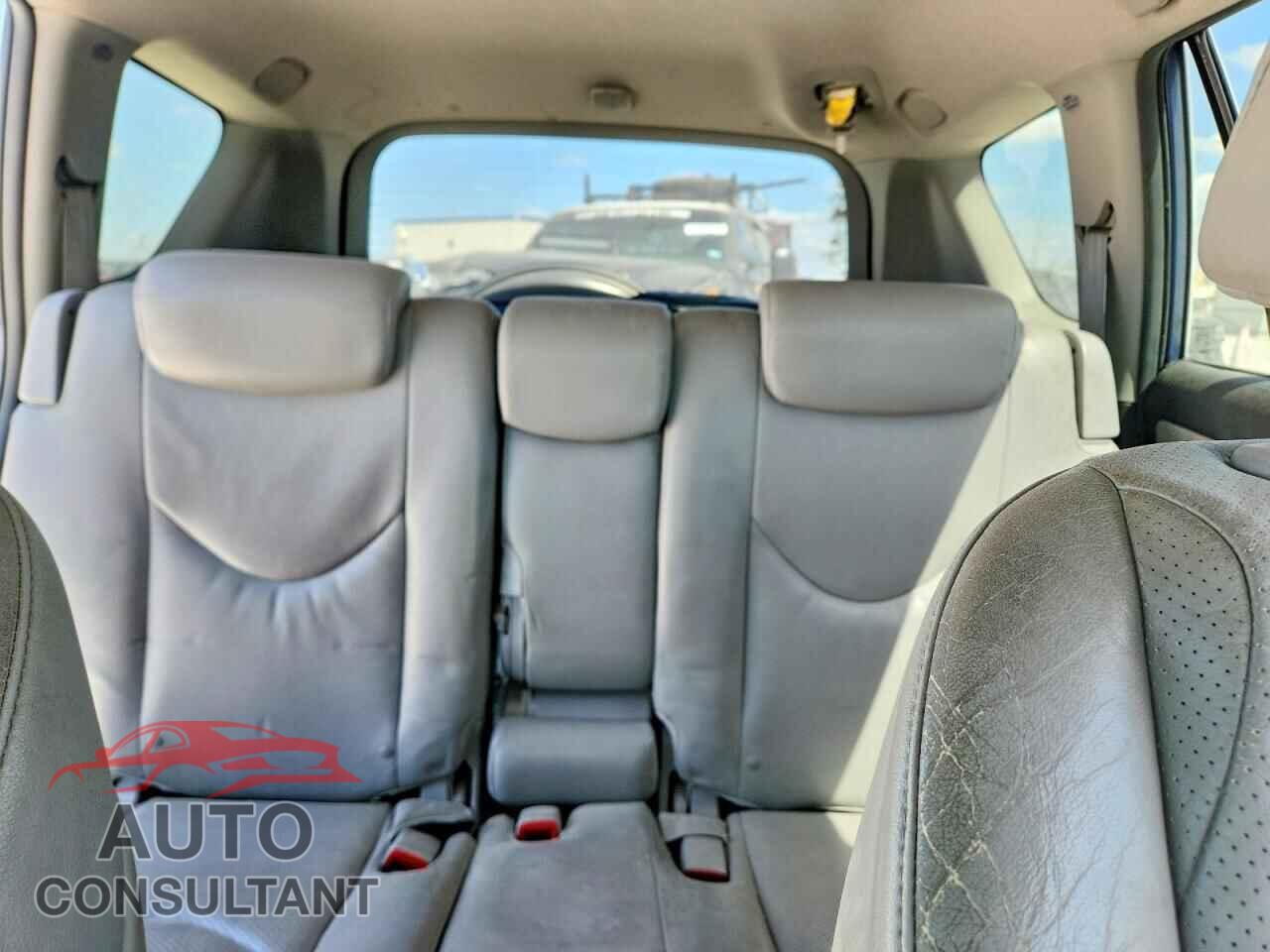 TOYOTA RAV4 2011 - 2T3DF4DV9BW084234