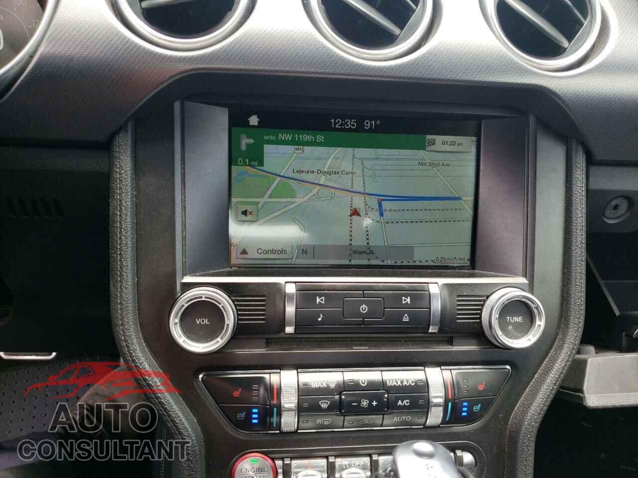 FORD MUSTANG 2018 - 1FATP8UHXJ5118039