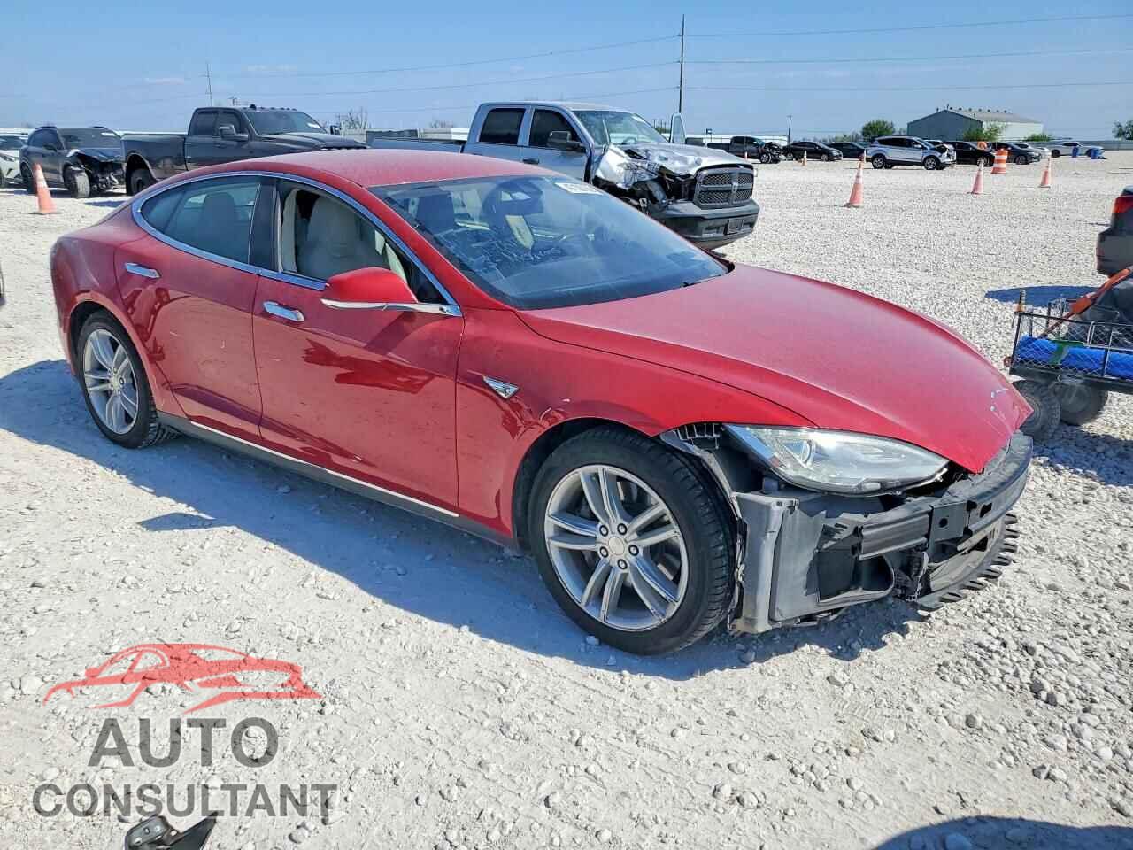 TESLA MODEL S 2016 - 5YJSA1E1XGF120395