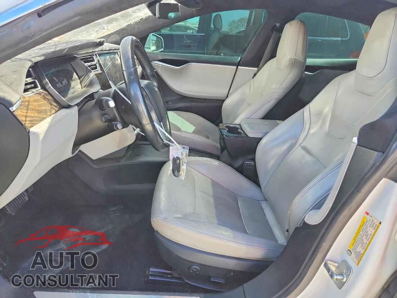 TESLA MODEL S 2016 - 5YJSA1E20GF141006
