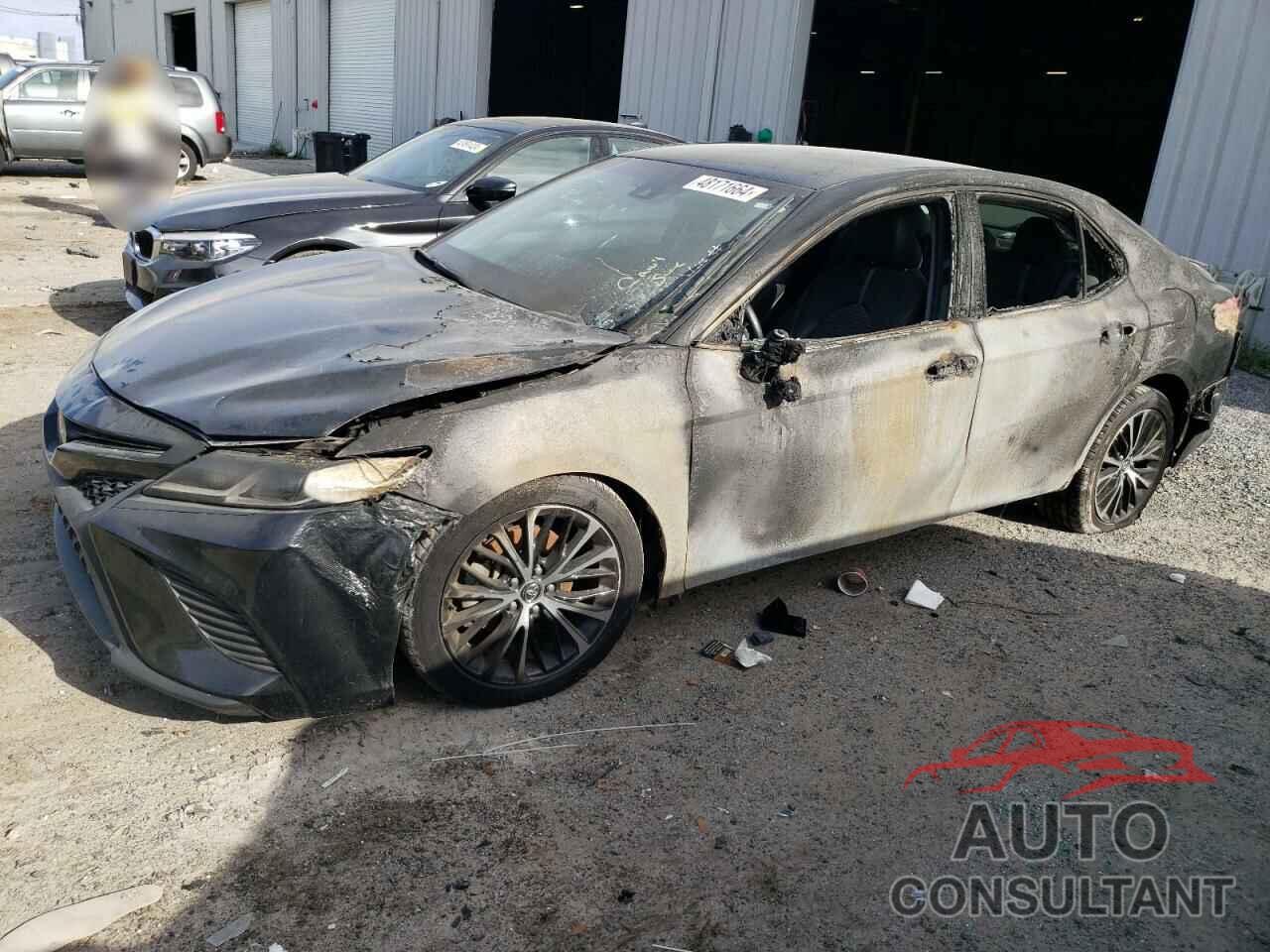 TOYOTA CAMRY 2018 - 4T1B11HKXJU077501