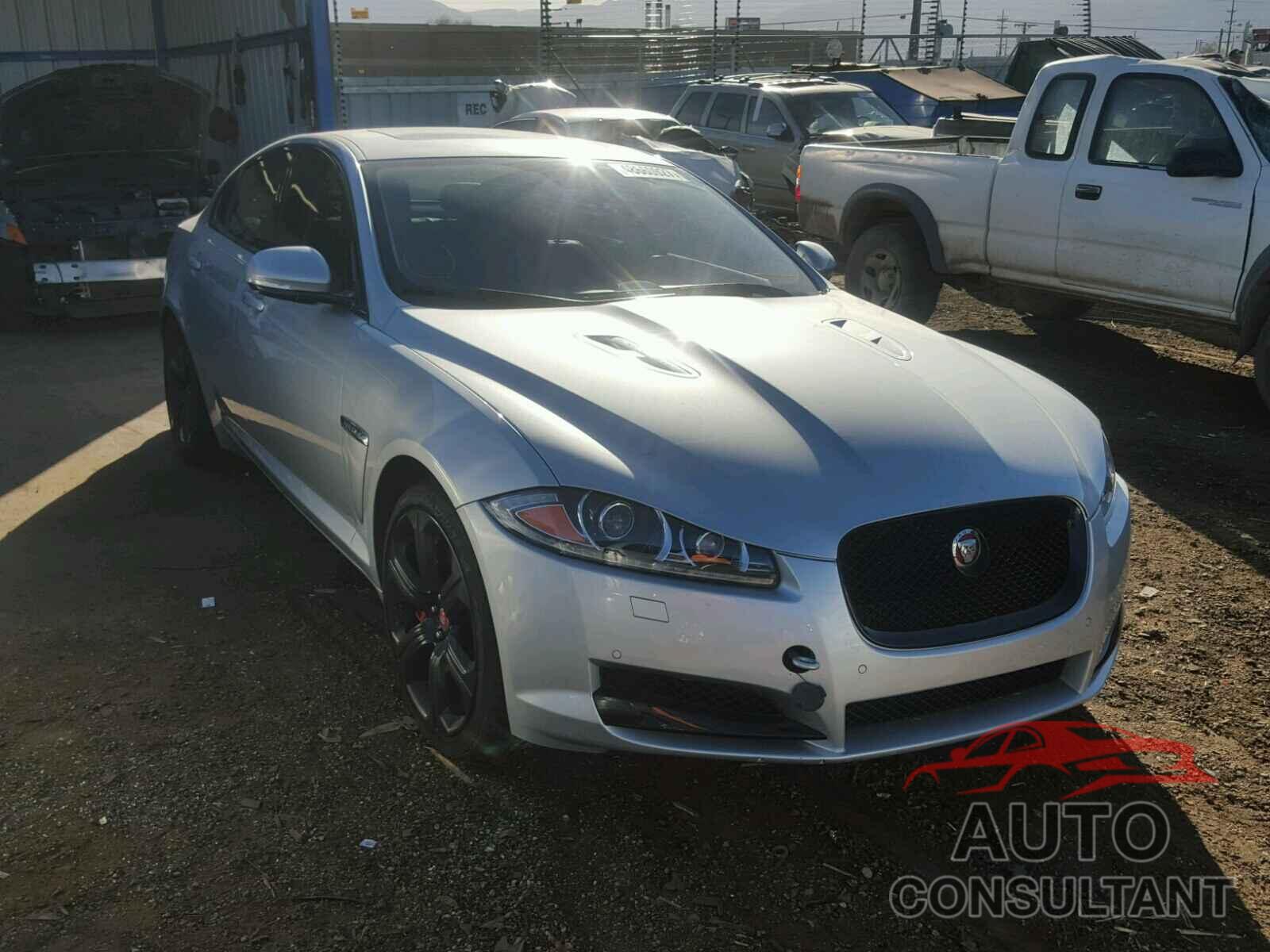 JAGUAR XF 2015 - SAJWA0HPXFMU68393