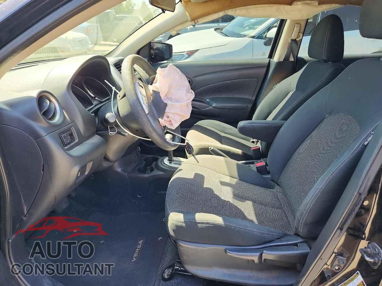 NISSAN VERSA 2017 - 3N1CN7AP3HL811411