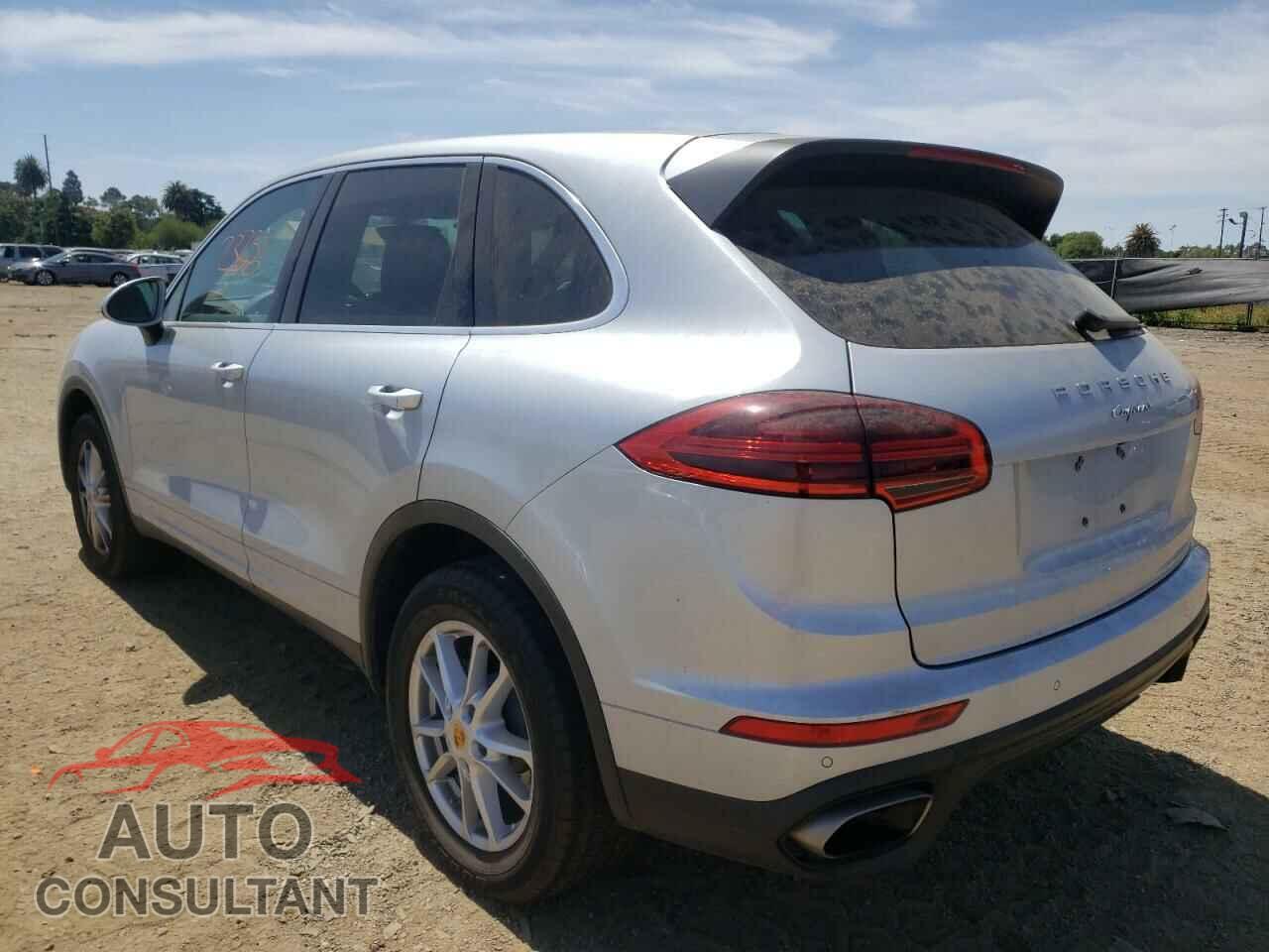 PORSCHE CAYENNE 2016 - WP1AA2A29GLA06562
