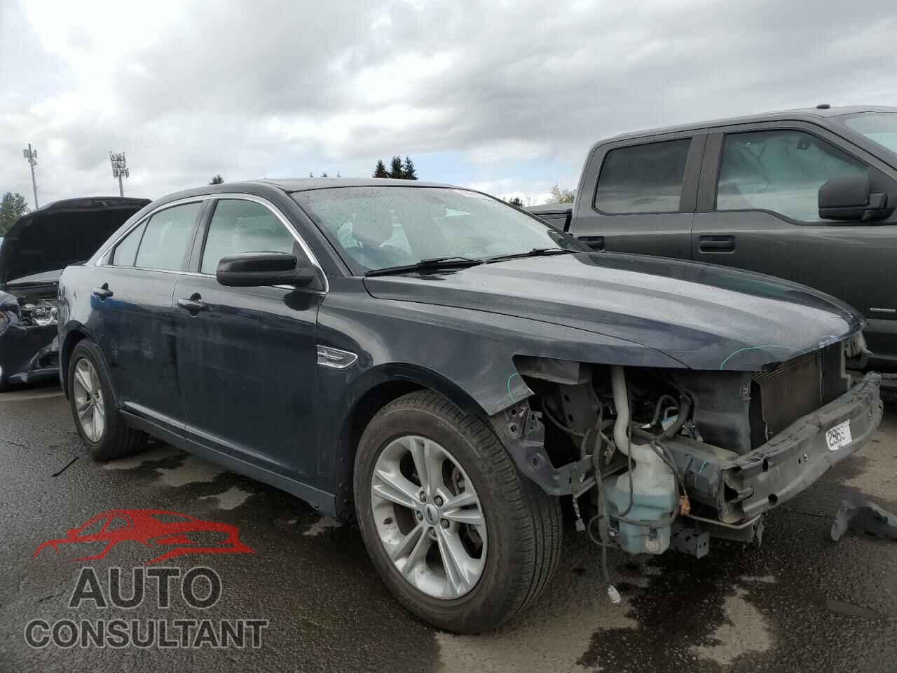 FORD TAURUS 2018 - 1FAHP2E80JG102390