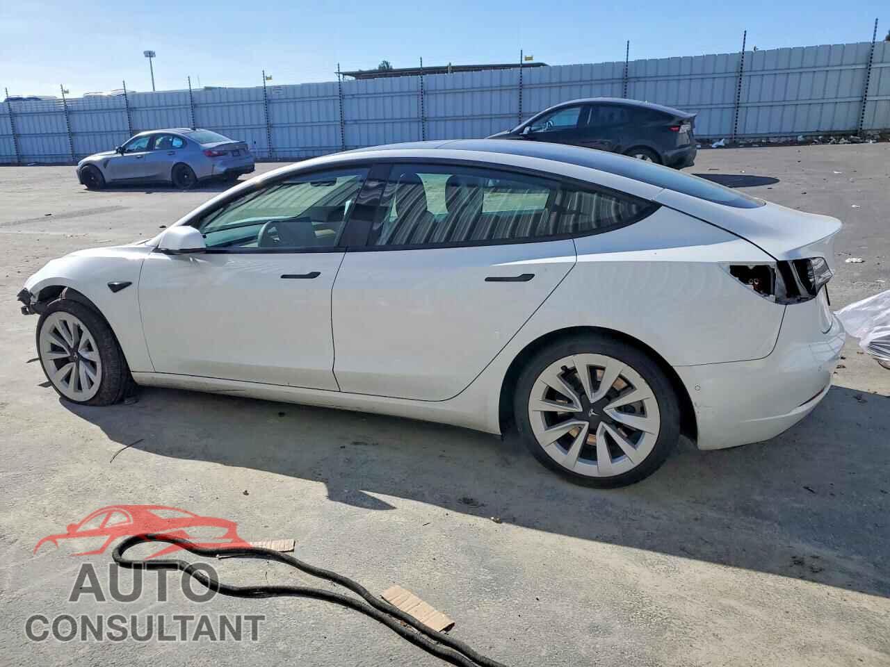 TESLA MODEL 3 2022 - 5YJ3E1EB0NF158491