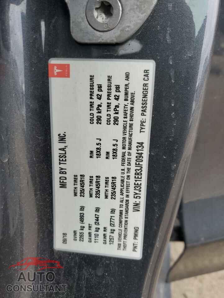 TESLA MODEL 3 2018 - 5YJ3E1EB3JF094134