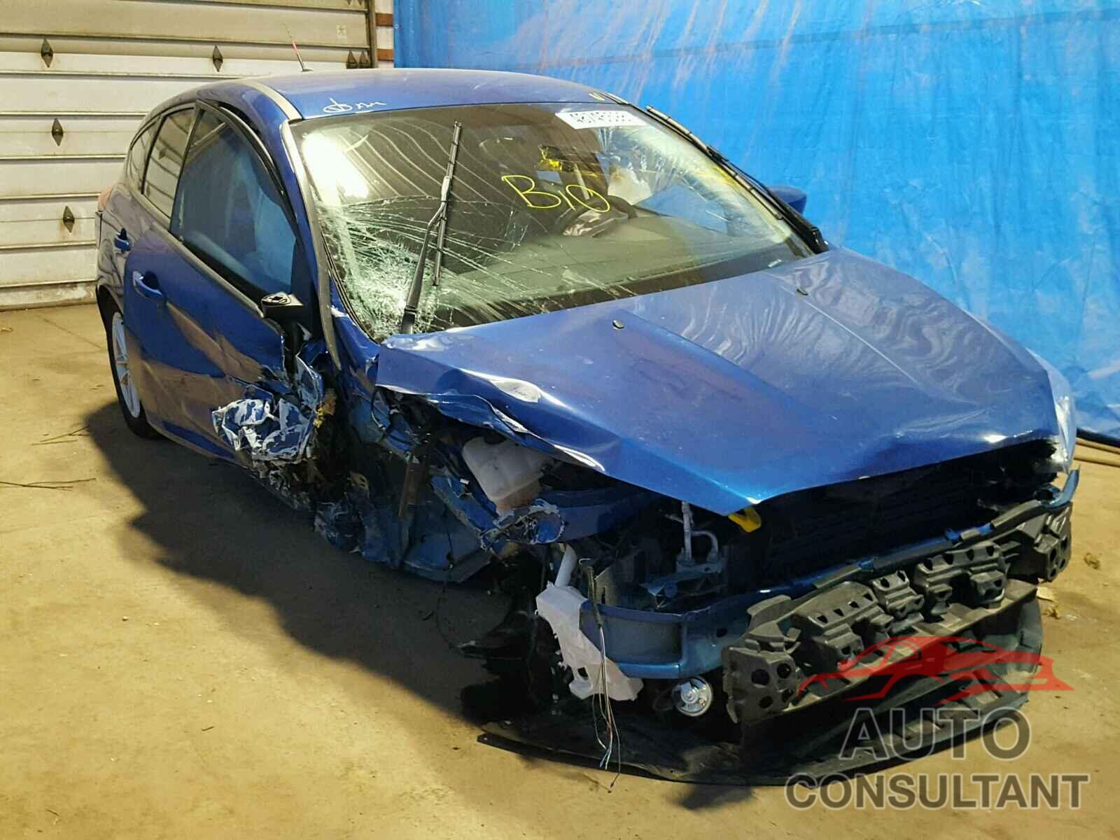 FORD FOCUS 2018 - 1FADP3K24JL212175