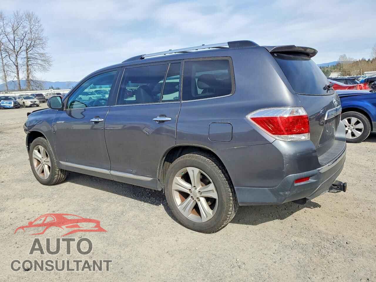 TOYOTA HIGHLANDER 2013 - 5TDDK3EH8DS229525