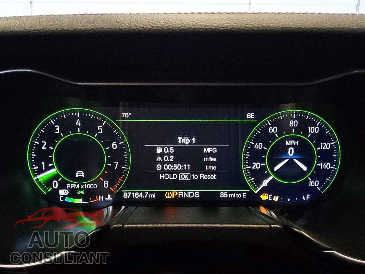 FORD MUSTANG 2020 - 1FA6P8CF8L5124079