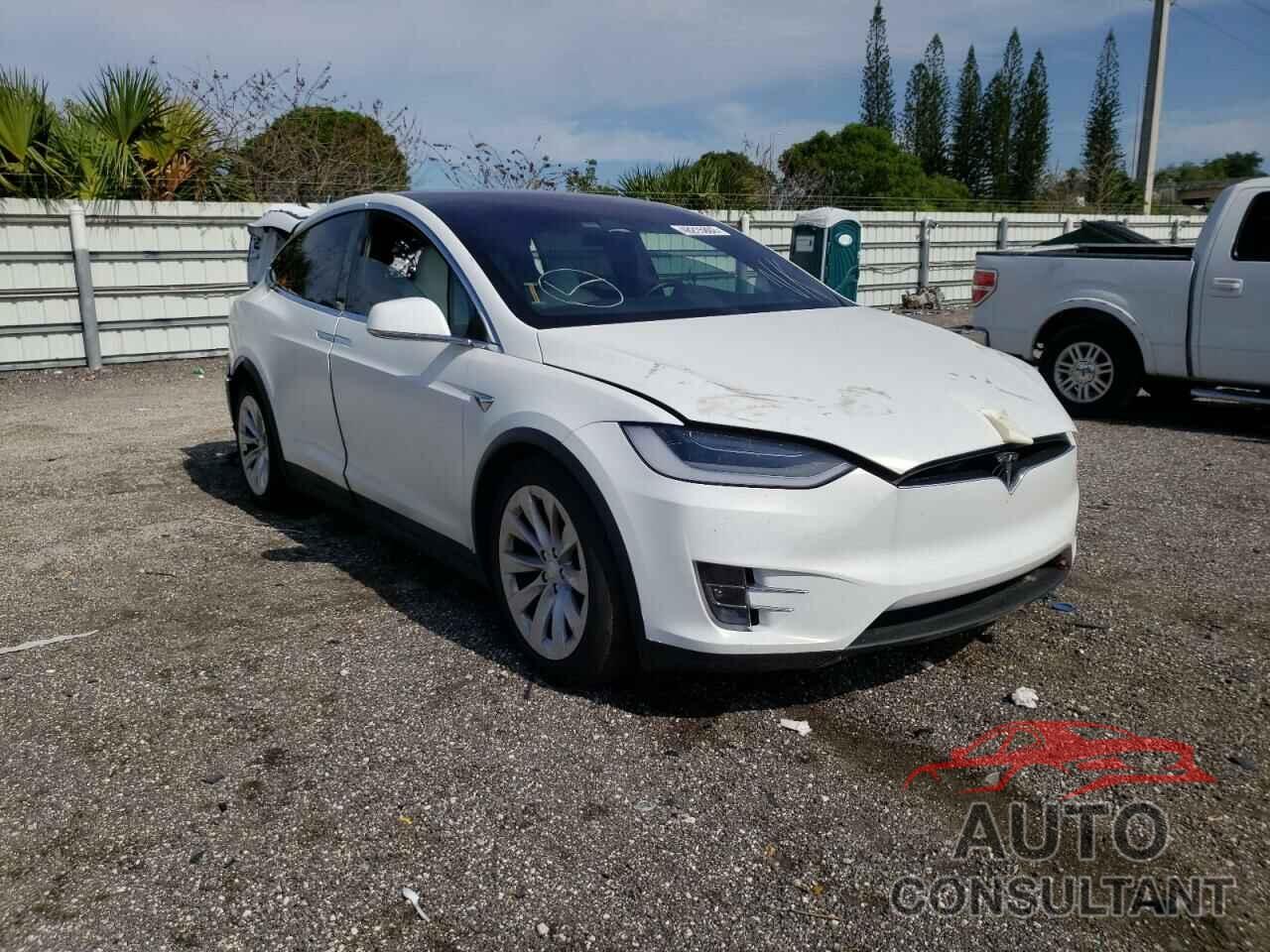 TESLA MODEL X 2020 - 5YJXCAE20LF233520