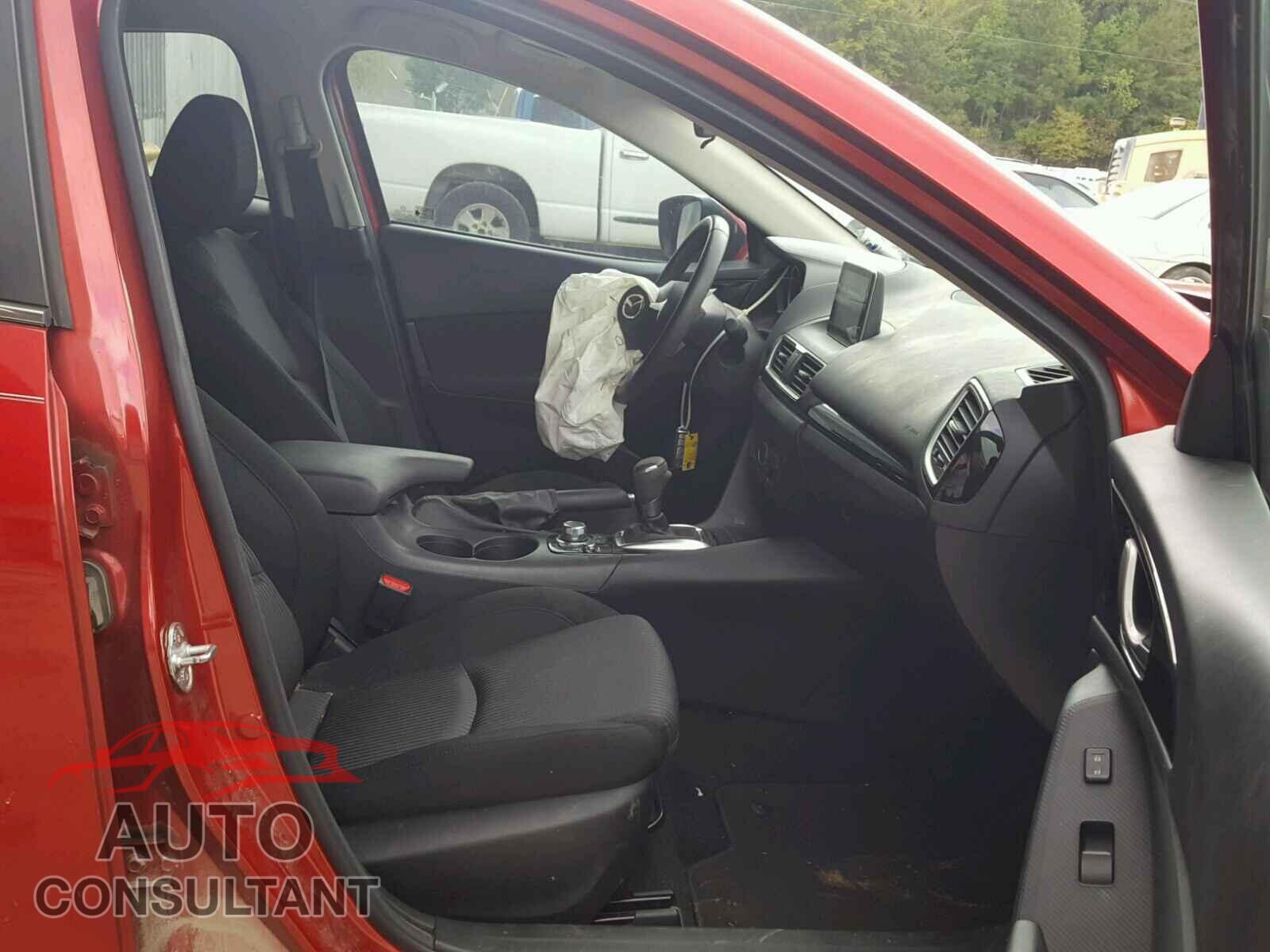 MAZDA 3 2015 - 3MZBM1V70FM124331