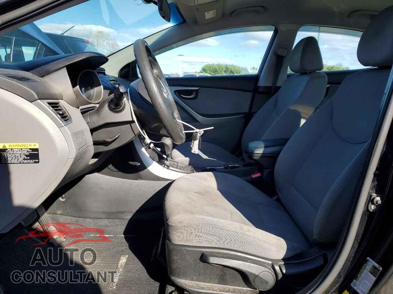 HYUNDAI ELANTRA 2013 - KMHDH4AE3DU796152
