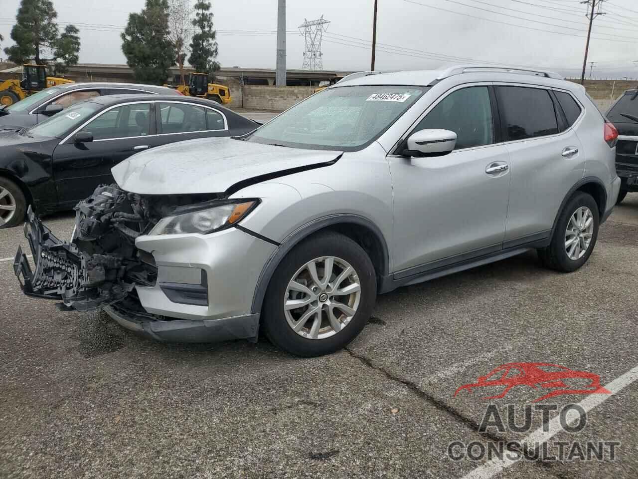 NISSAN ROGUE 2017 - KNMAT2MT8HP551758