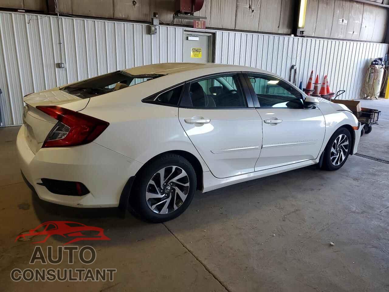 HONDA CIVIC 2017 - 19XFC2F76HE071238