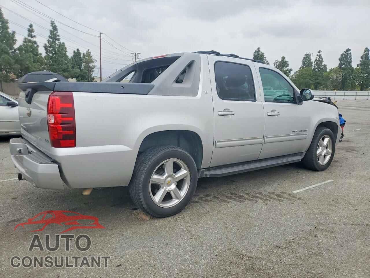 CHEVROLET AVALANCHE 2011 - 3GNMCFE04BG165284