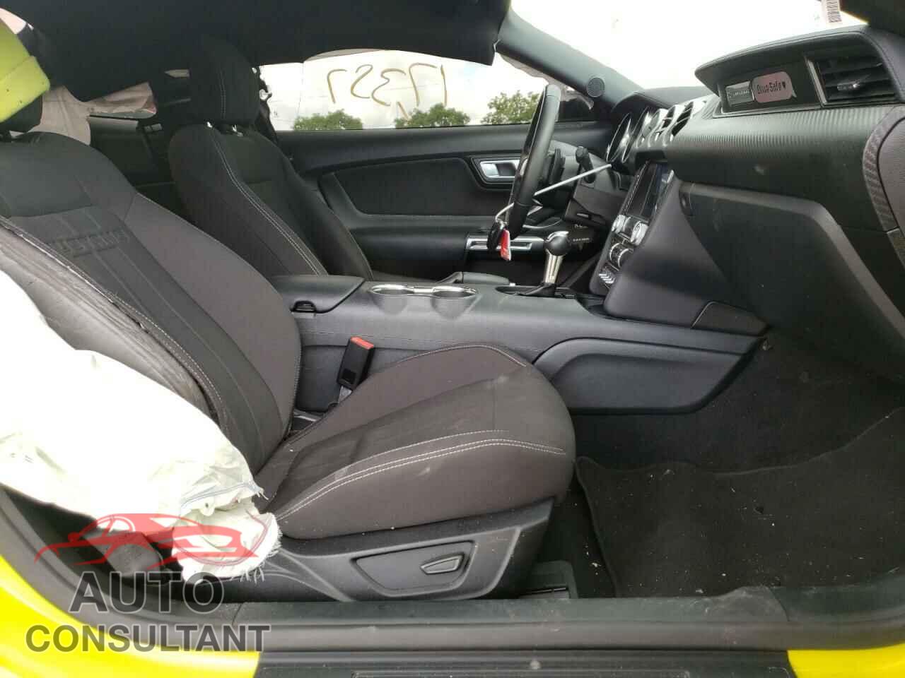 FORD MUSTANG 2021 - 1FA6P8TH9M5113515