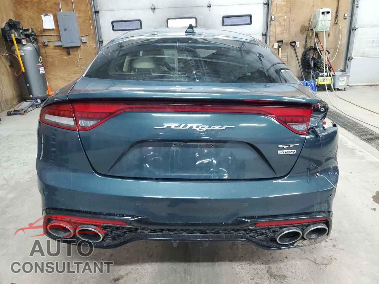 KIA STINGER 2022 - KNAE55LC3N6107216