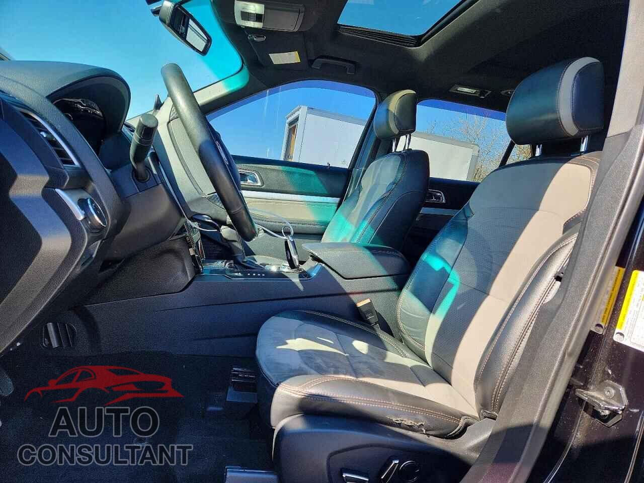 FORD EXPLORER 2017 - 1FM5K8D81HGA30671