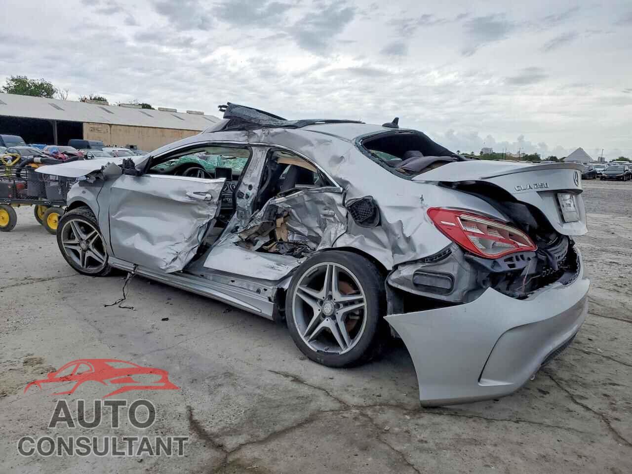 MERCEDES-BENZ CLA-CLASS 2014 - WDDSJ4EB4EN121993