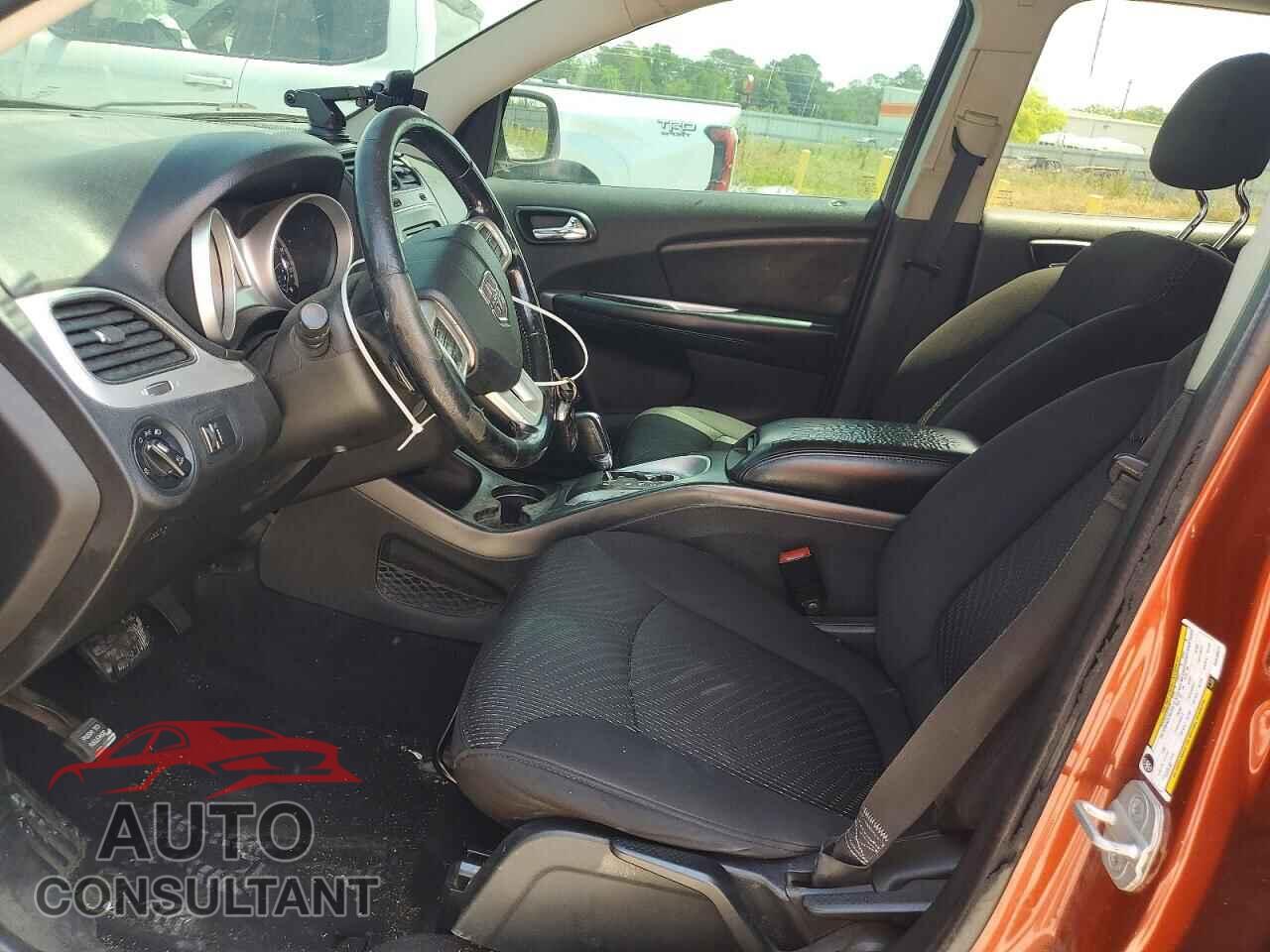 DODGE JOURNEY 2013 - 3C4PDCBB7DT645871