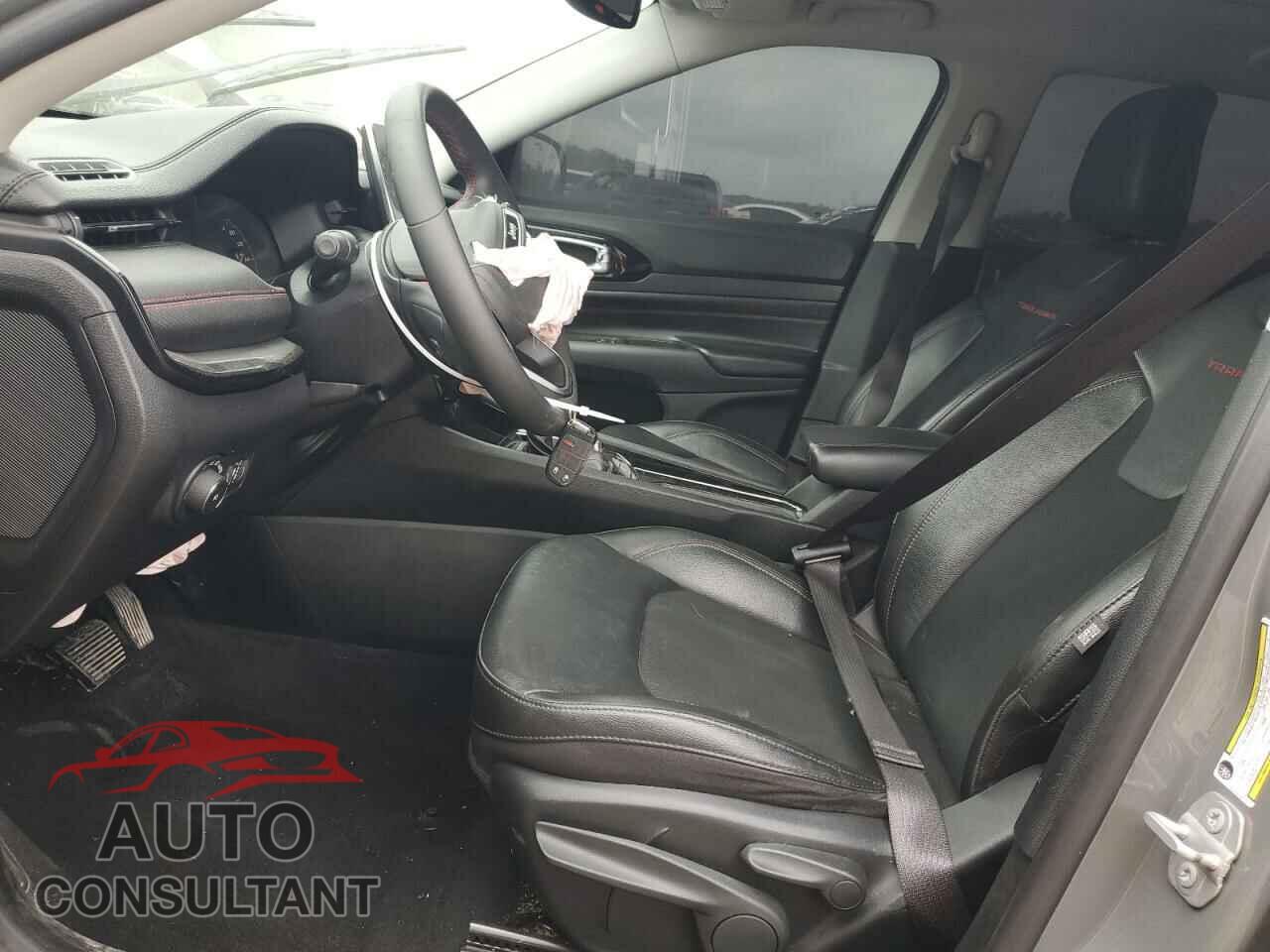 JEEP COMPASS 2022 - 3C4NJDDB8NT104008