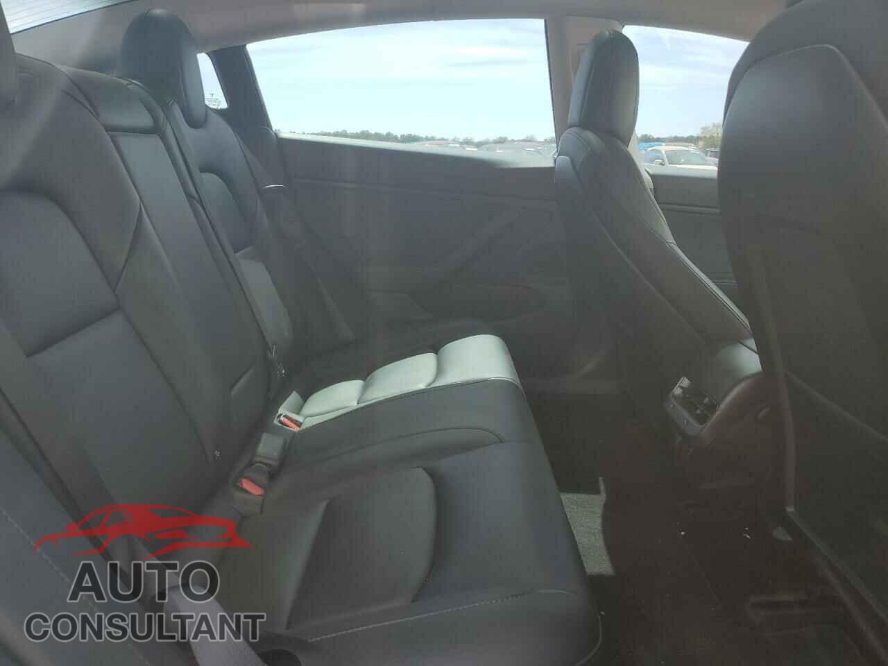 TESLA MODEL 3 2018 - 5YJ3E1EA0JF164891