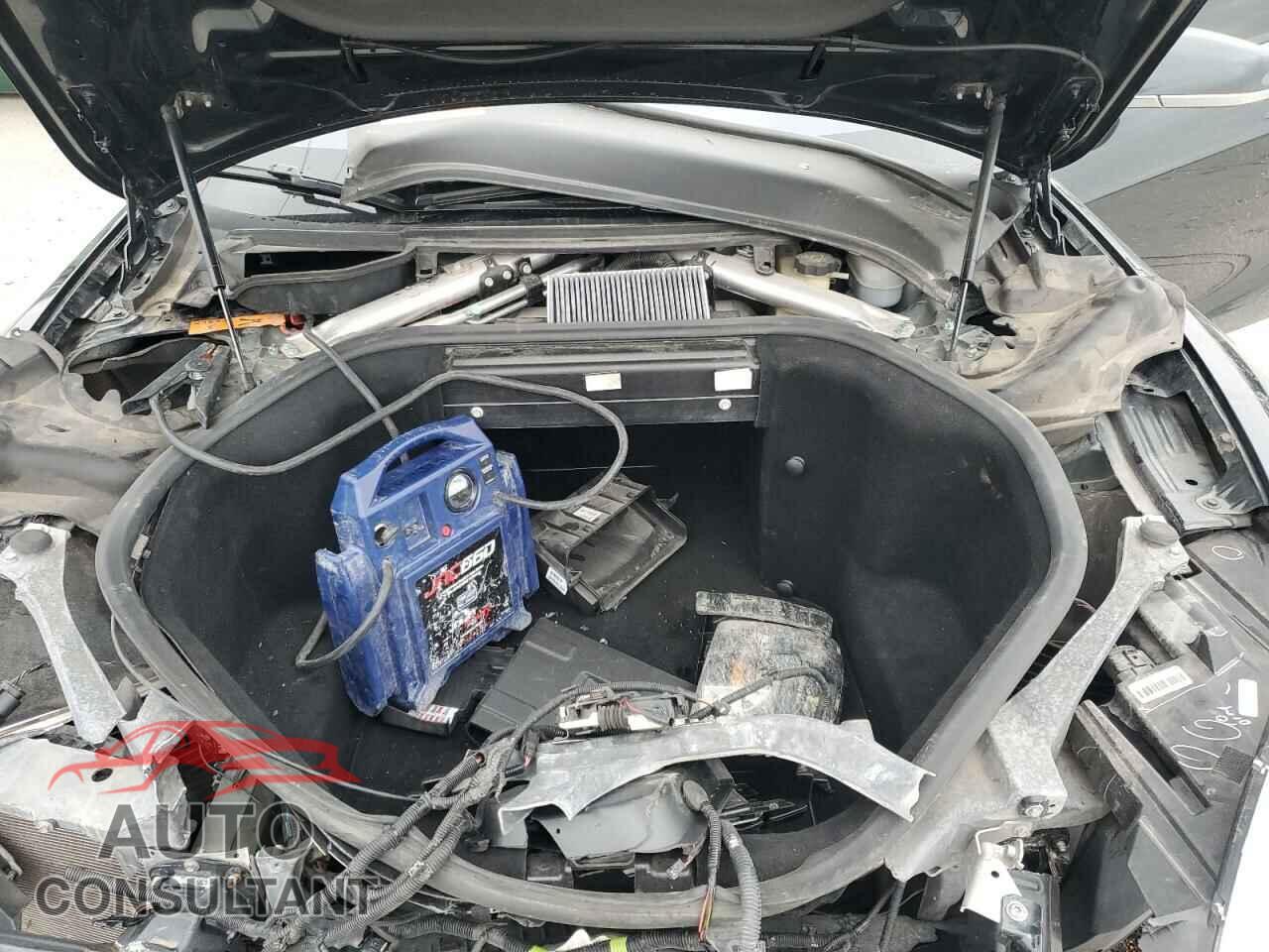 TESLA MODEL S 2013 - 5YJSA1DP5DFP24180