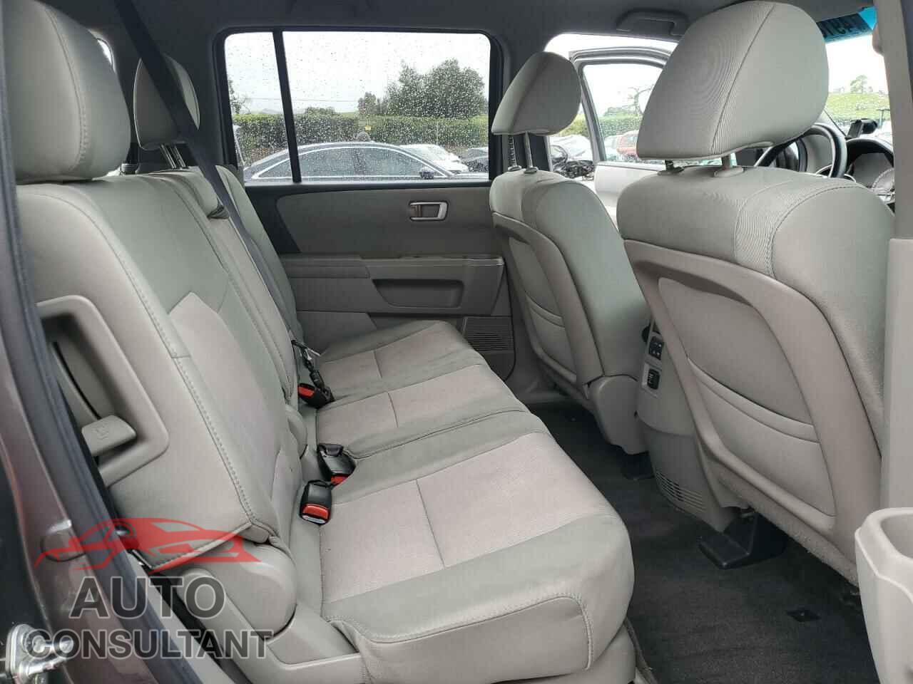 HONDA PILOT 2012 - 5FNYF4H47CB044566