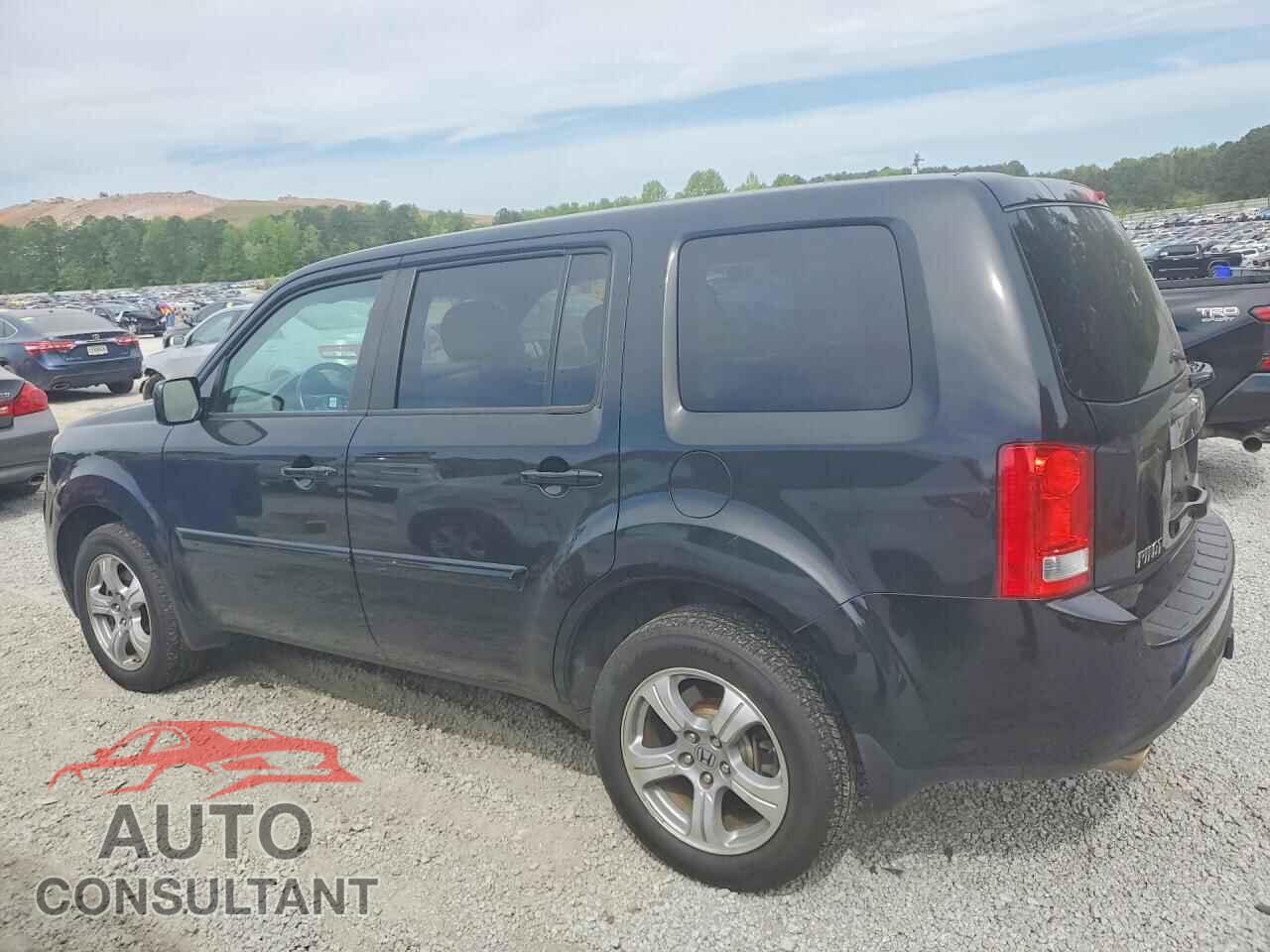 HONDA PILOT 2013 - 5FNYF4H58DB004040