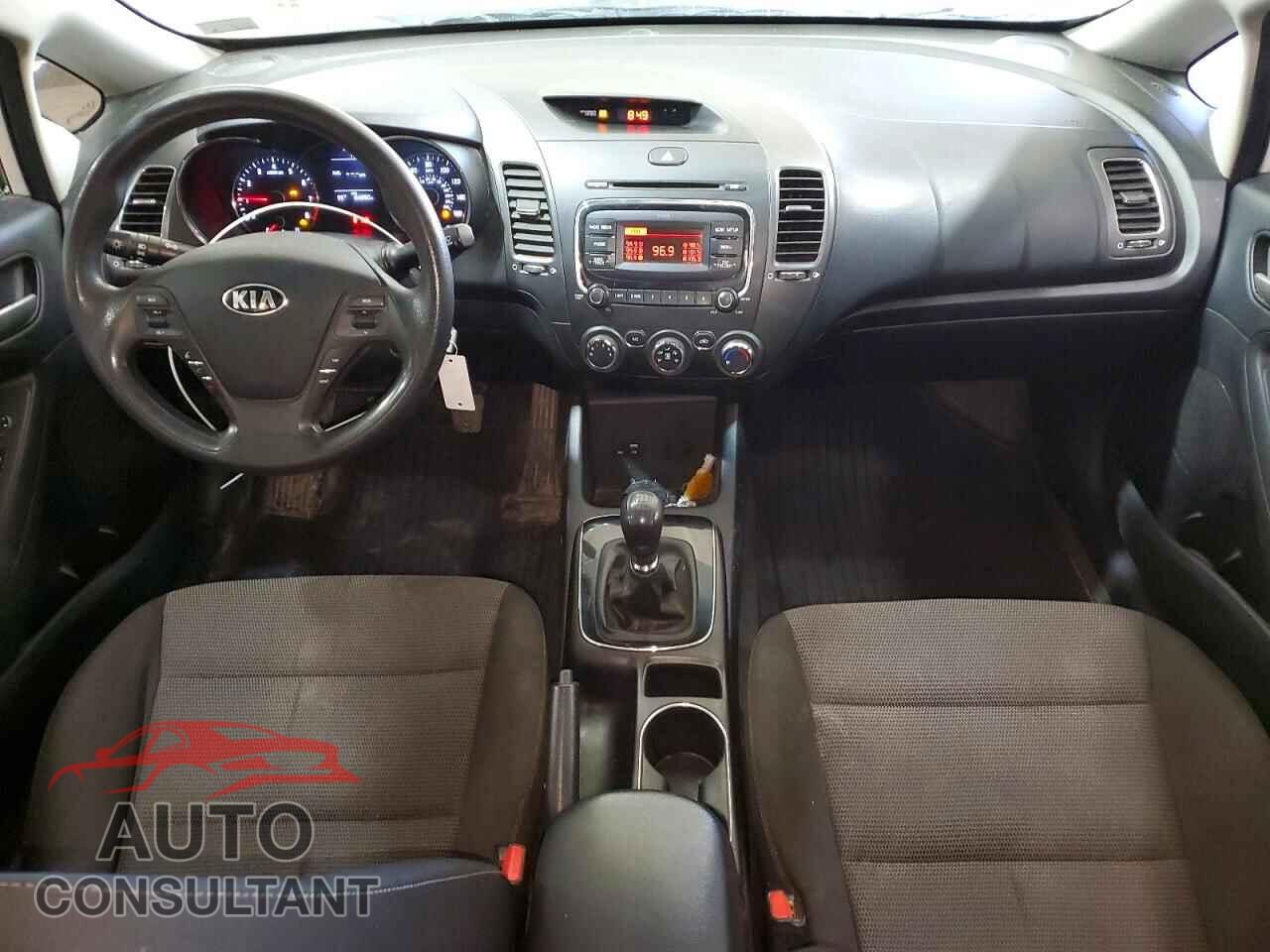 KIA FORTE 2017 - 3KPFK4A77HE079953
