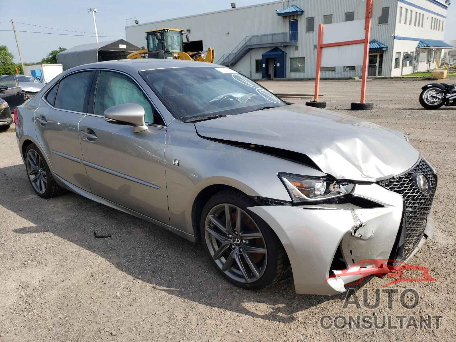 LEXUS IS 2018 - JTHC81D29J5032150