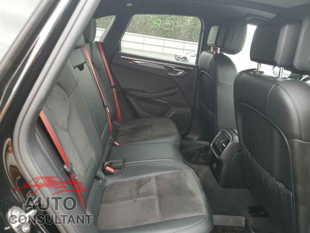 PORSCHE MACAN 2018 - WP1AA2A56JLB18883