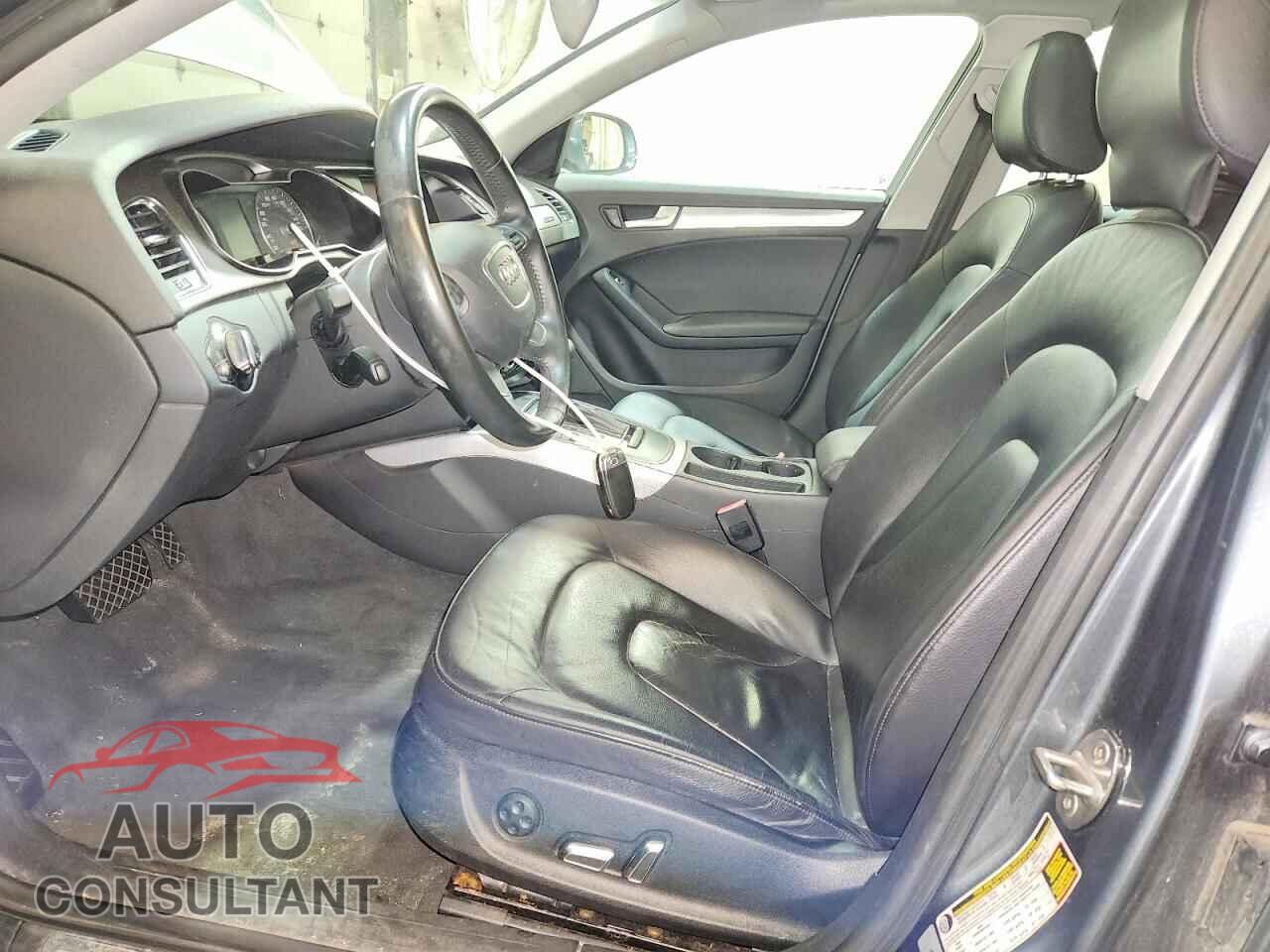 AUDI A4 2013 - WAUBFAFL8DN007928