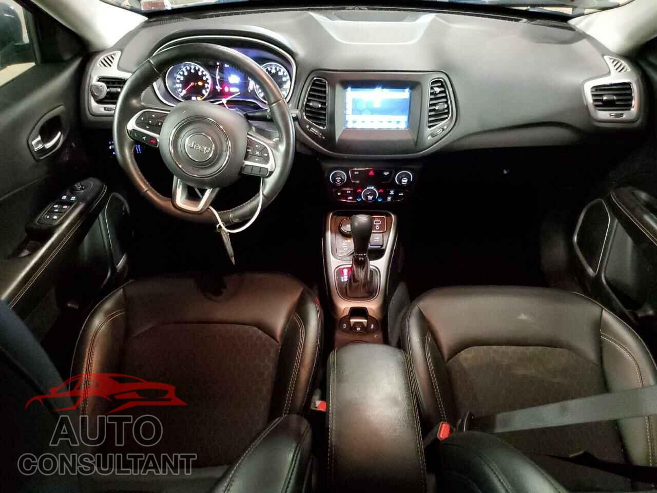 JEEP COMPASS 2019 - 3C4NJDBBXKT807771