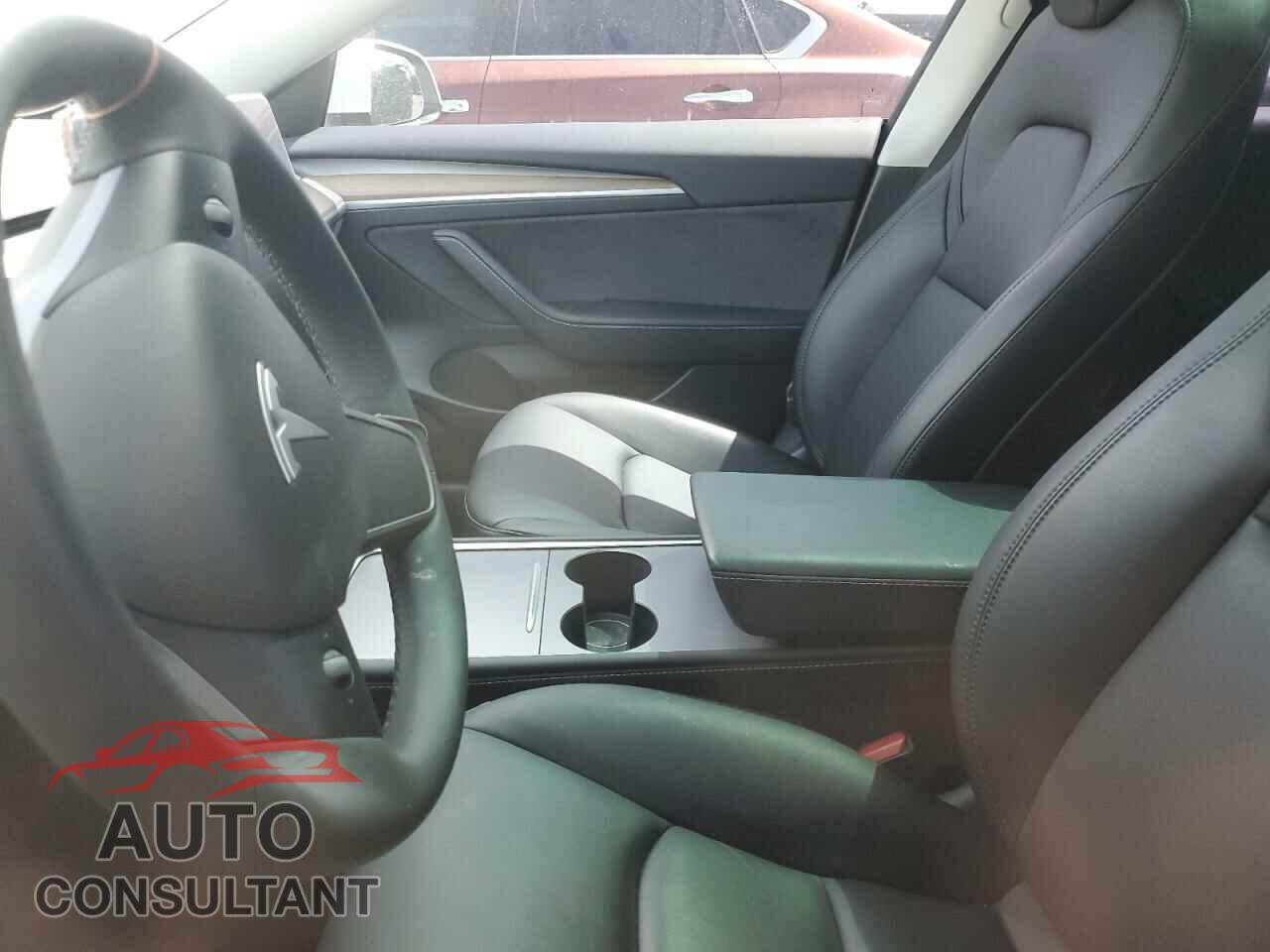 TESLA MODEL 3 2023 - 5YJ3E1EAXPF542417