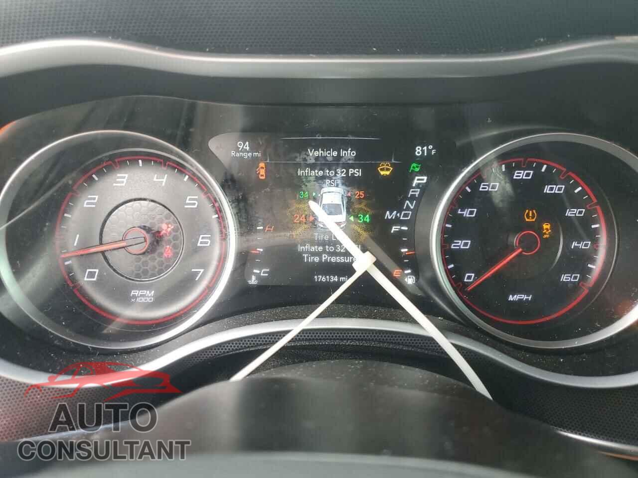 DODGE CHARGER 2018 - 2C3CDXCT4JH122247
