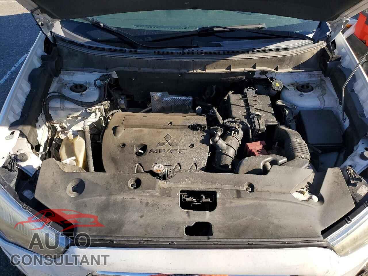 MITSUBISHI OUTLANDER 2015 - 4A4AP4AU9FE024343