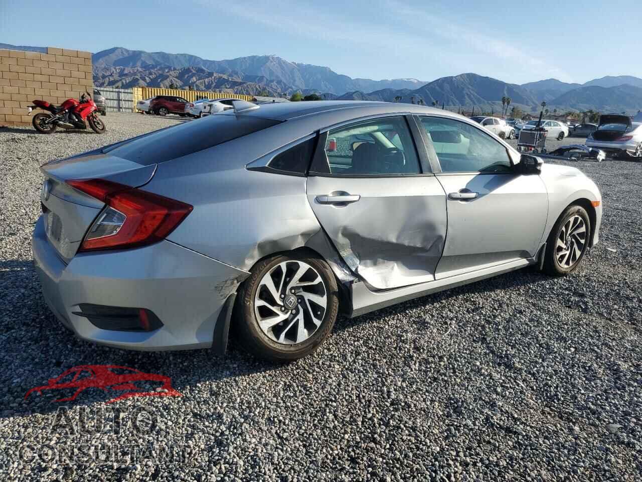 HONDA CIVIC 2017 - 2HGFC2F75HH556461