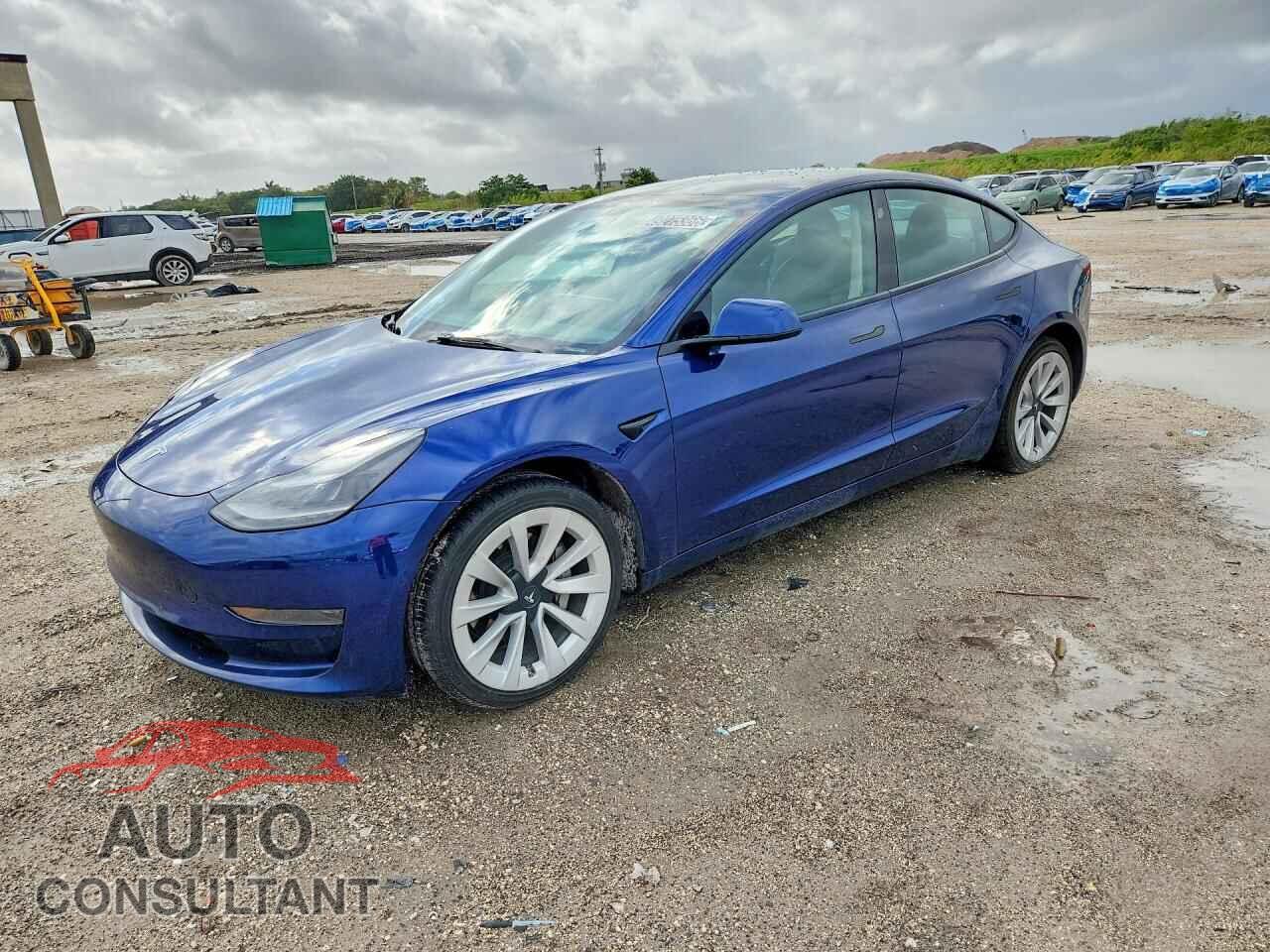 TESLA MODEL 3 2022 - 5YJ3E1EA9NF372659