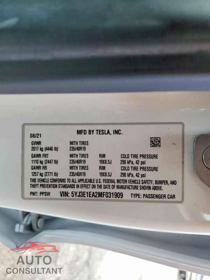 TESLA MODEL 3 2021 - 5YJ3E1EA2MF031909