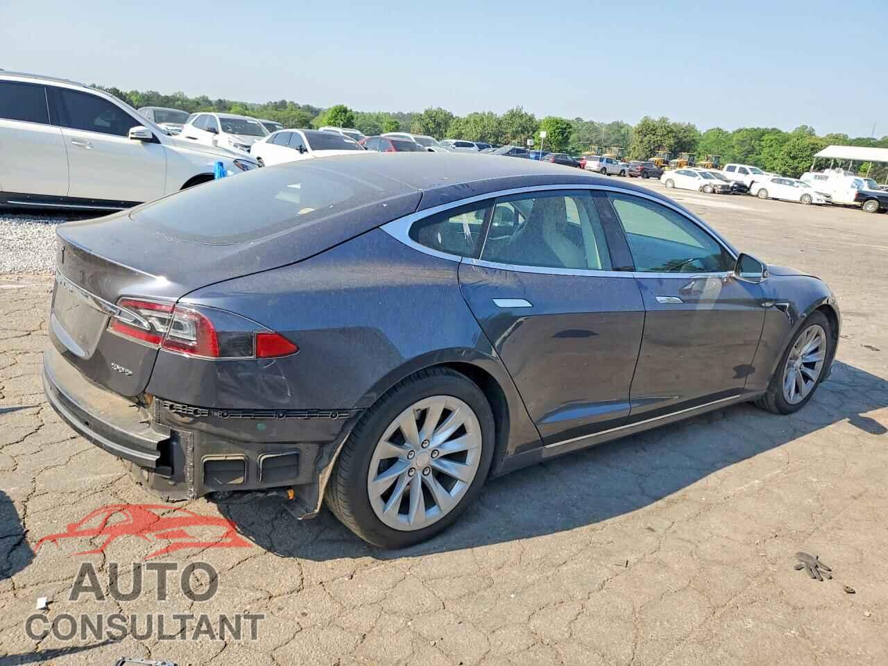 TESLA MODEL S 2017 - 5YJSA1E2XHF208731