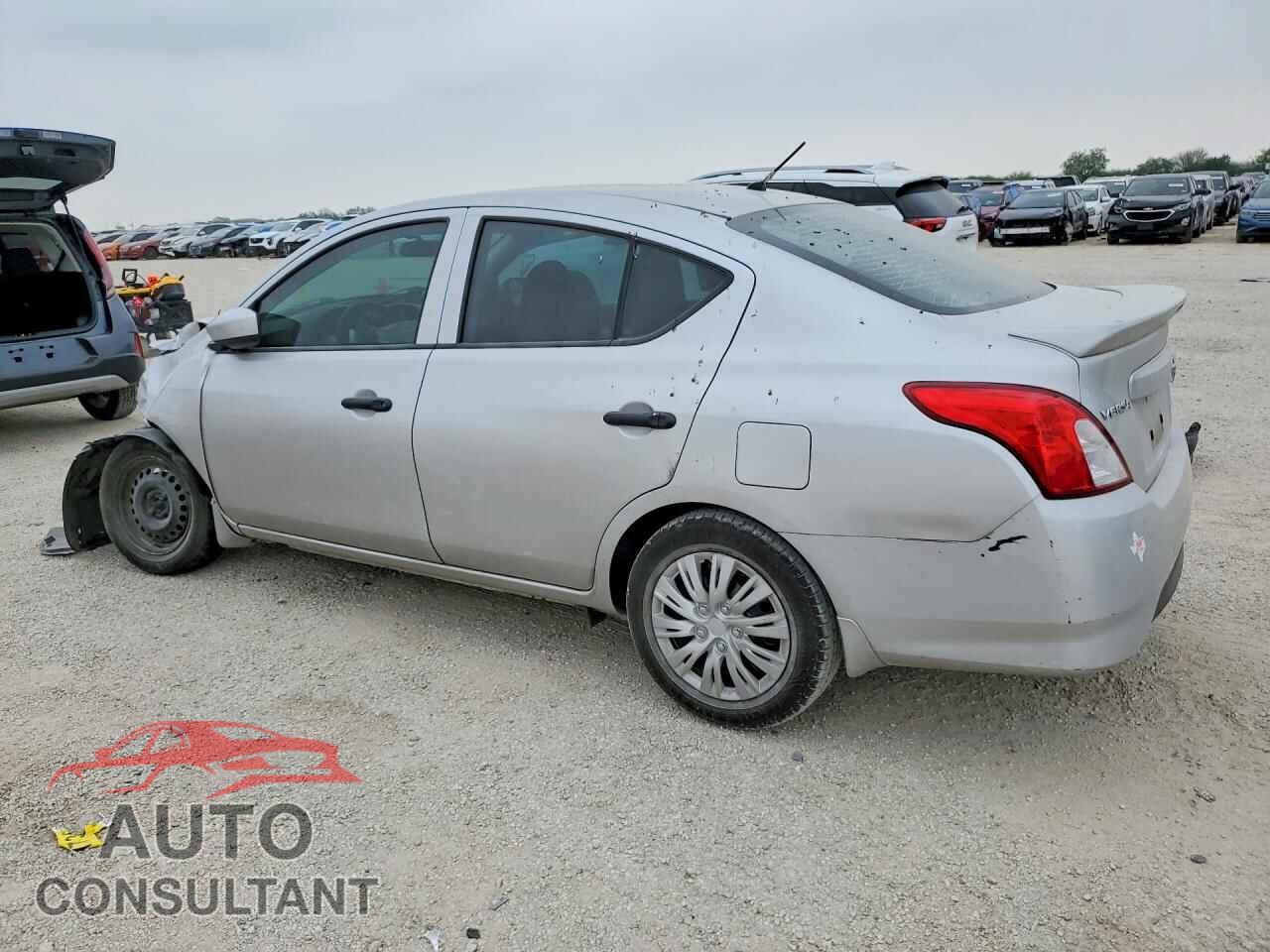NISSAN VERSA 1.6 2017 - 3N1CN7AP3HL824529