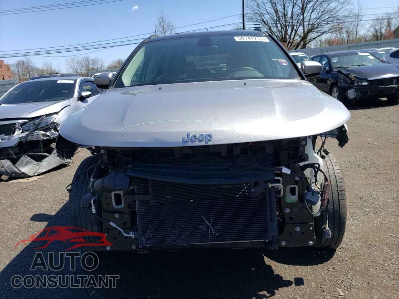 JEEP COMPASS 2018 - 3C4NJDBB3JT328039