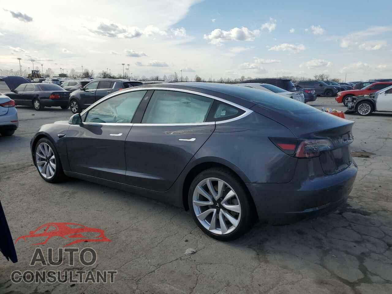 TESLA MODEL 3 2018 - 5YJ3E1EB7JF115812