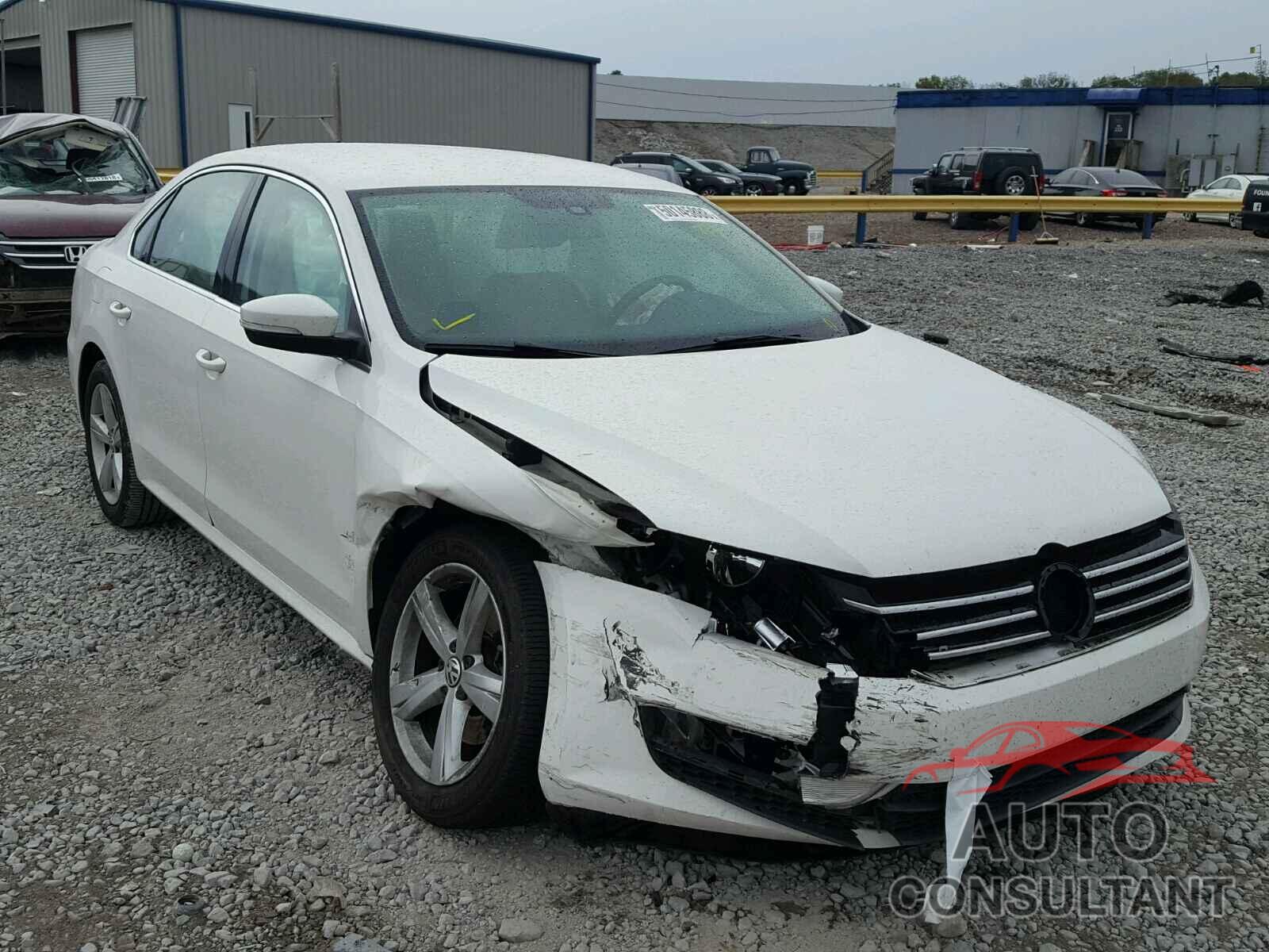 VOLKSWAGEN PASSAT 2015 - 1VWAT7A36FC084326