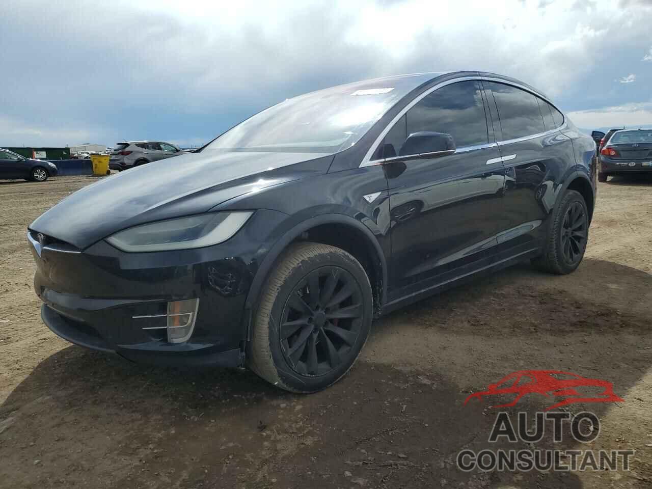 TESLA MODEL X 2016 - 5YJXCAE45GF000501