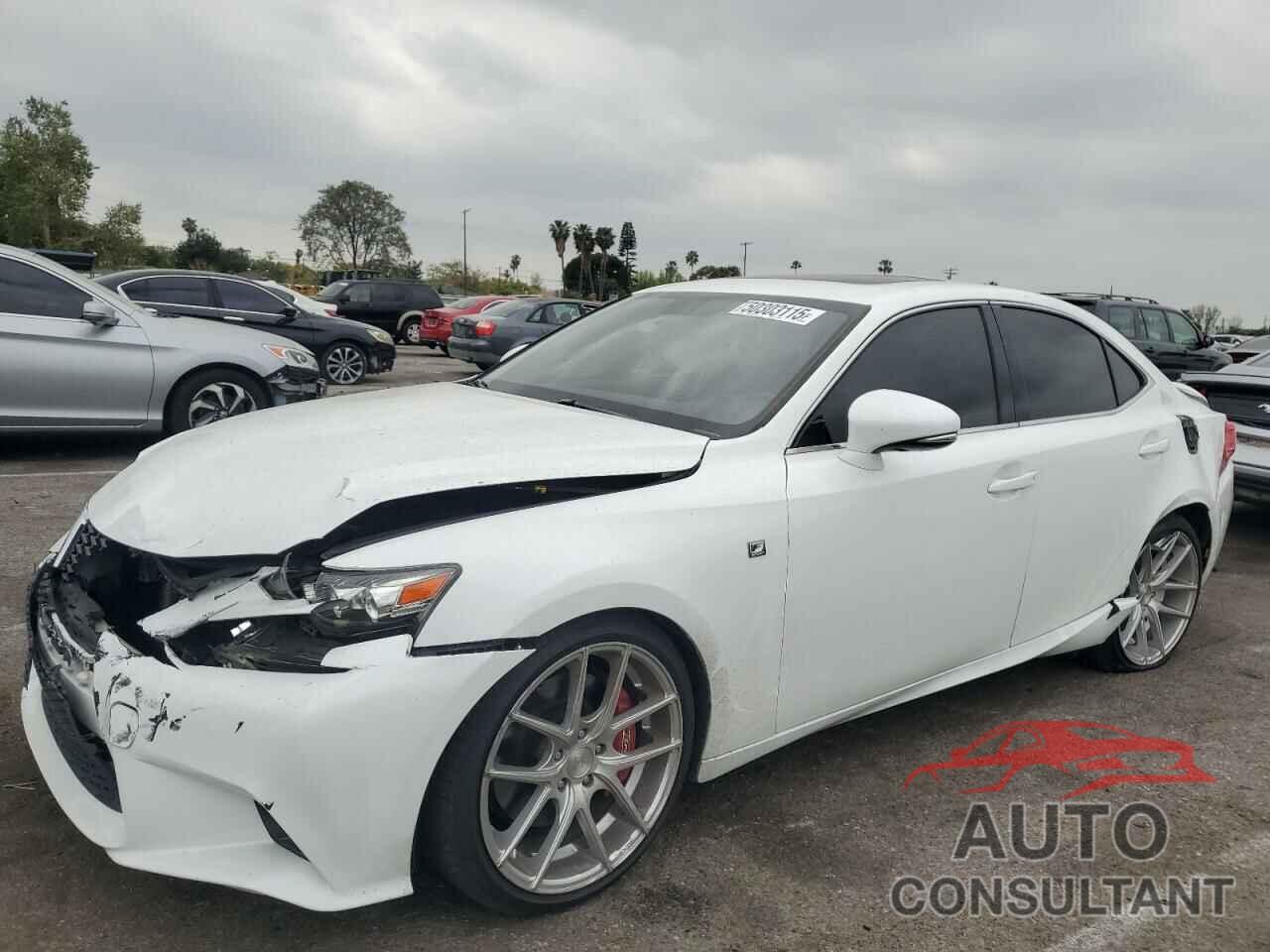 LEXUS IS 2015 - JTHBE1D22F5017758