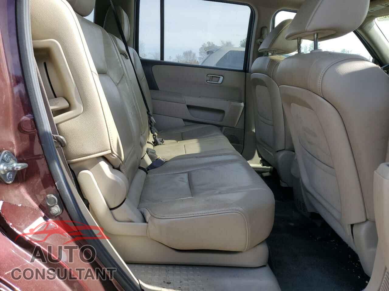 HONDA PILOT 2013 - 5FNYF4H7XDB019737