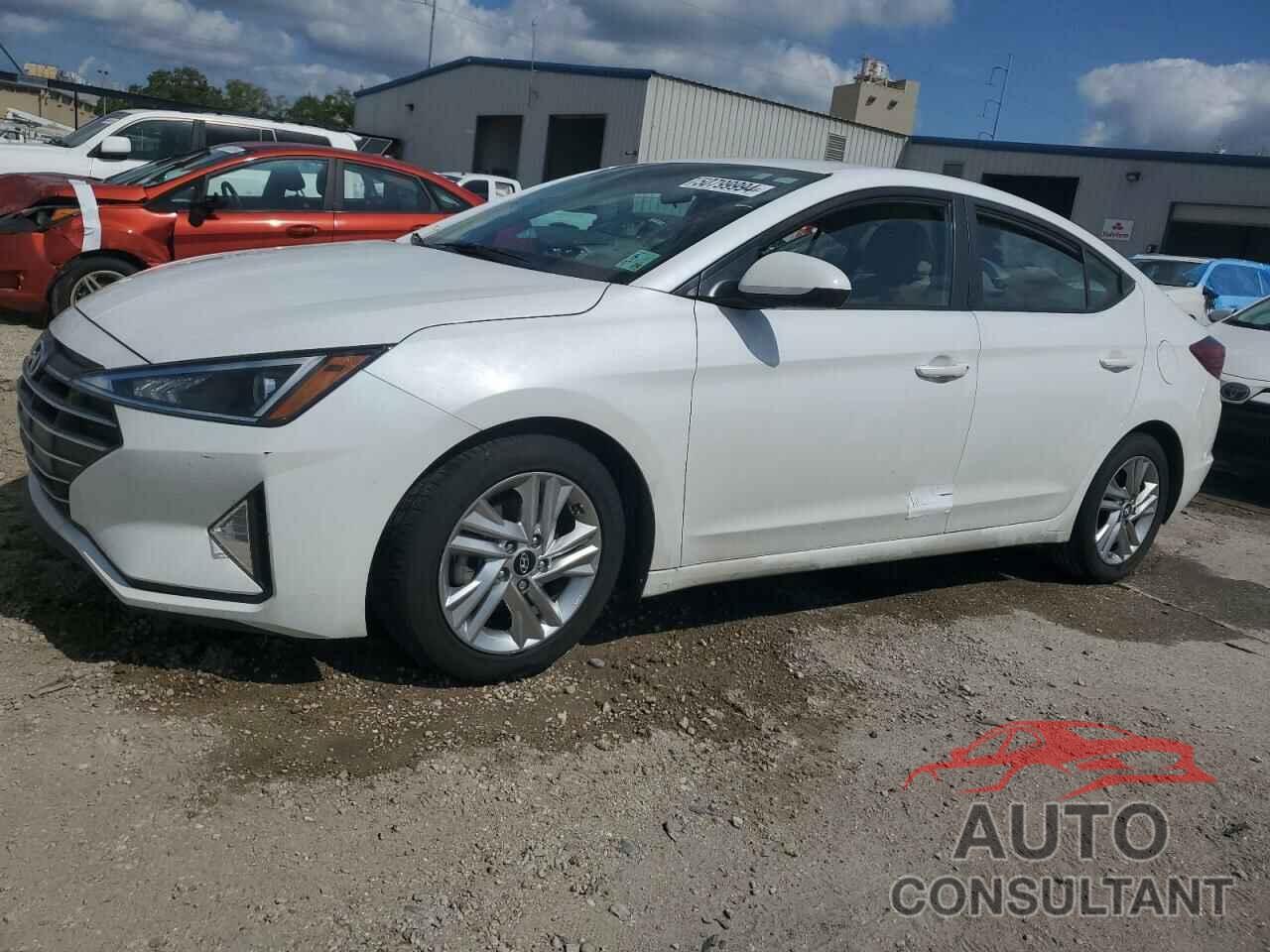 HYUNDAI ELANTRA 2020 - 5NPD84LF0LH595764